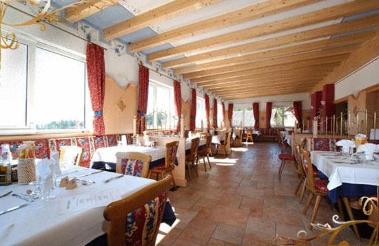 Family & Wellness Hotel Fontana Vigo di Fassa Exterior foto